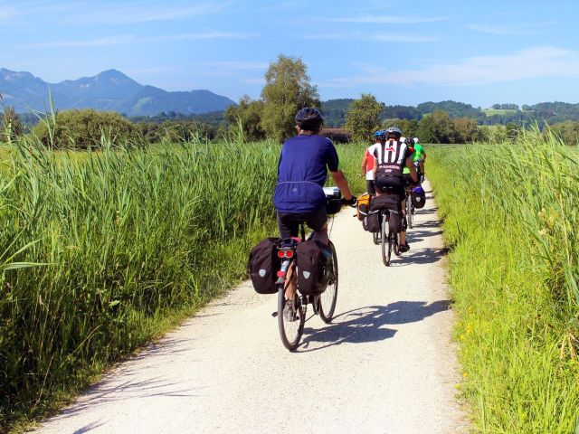 cyclist-847896_1280
